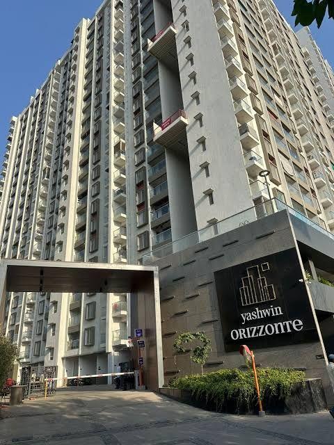 2 BHK flat for rent in Kharadi Pune — no brokerage owner direct