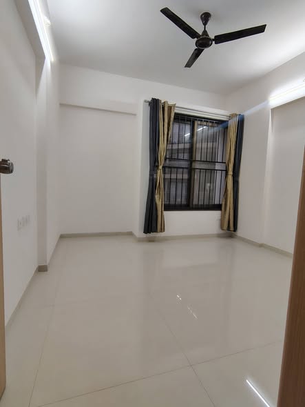 2 BHK flat for rent in Wakad Pune — no brokerage owner direct