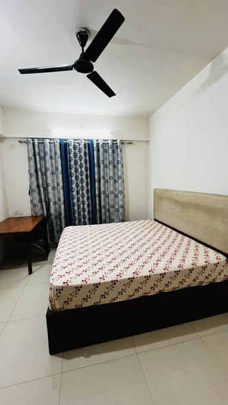 2 BHK flat for rent in Wakad Pune — no brokerage owner direct