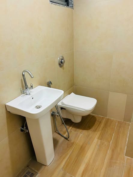 2 BHK flat for rent in Kharadi Pune — no brokerage owner direct