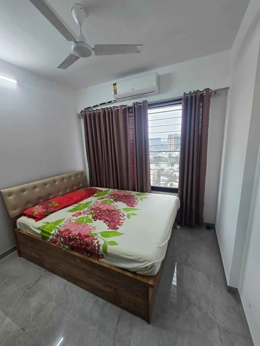 Rohan Mithila, Viman